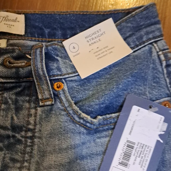 Universal Thread Blue Wide Leg Jeans - Picture 4 of 10